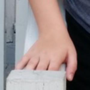 322