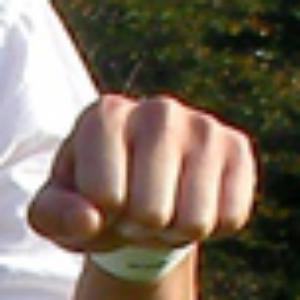 640