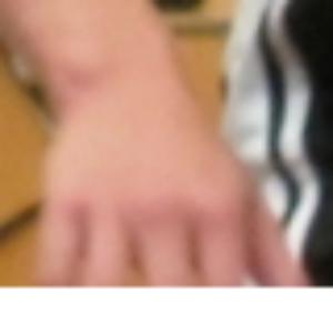 718