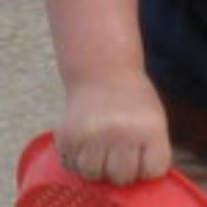 855